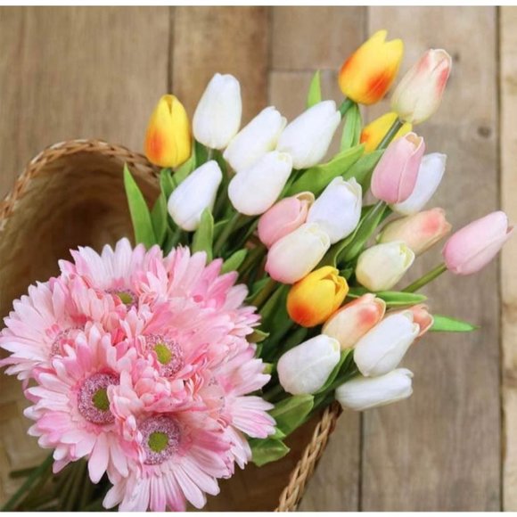 20 count | White Artificial Tulip Silk Flowers Stems Wedding Home Bouquet Center - Picture 3 of 3